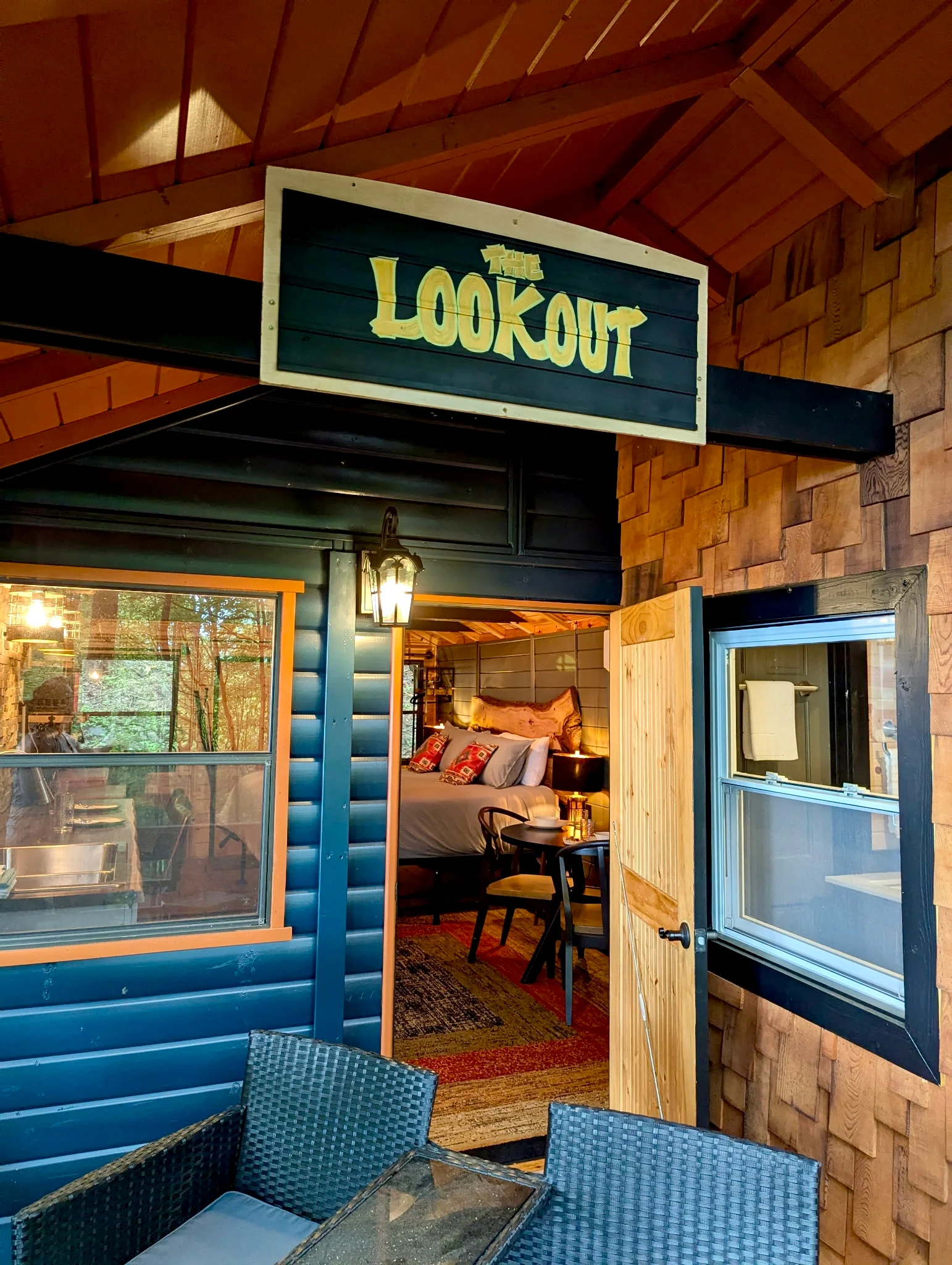 The Lookout cabin above the clouds