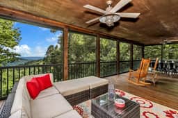 Gateway Getaway Screened Porch with Mountain Views & Fire Bowl